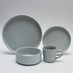 এমবসড সহ 16pcs হালকা নীল ডিনারওয়্যার