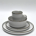 স্পেকল সহ 16pcs হোয়াইট গ্লেজড ডিনারওয়্যার