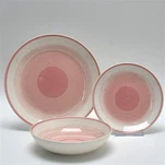 গোলাপী এবং আধুনিক হ্যান্ড পেইন্টেড ডিনারওয়্যার