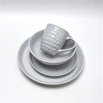 দাগযুক্ত ডিনারওয়ার সেট